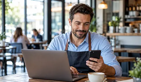 Hotel review dashboard showing unanswered reviews and recurring guest complaints